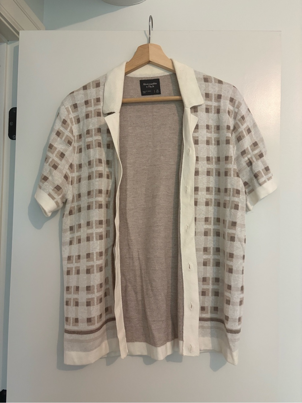 Abercrombie & Fitch Short-Sleeve Cardigan